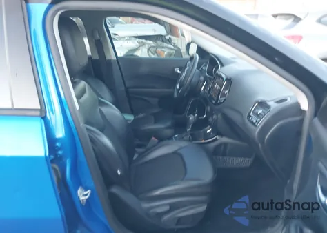 2018 Jeep Compass Altitude Fwd из США, поврежденный, VIN 3C4NJCBB3JT304771